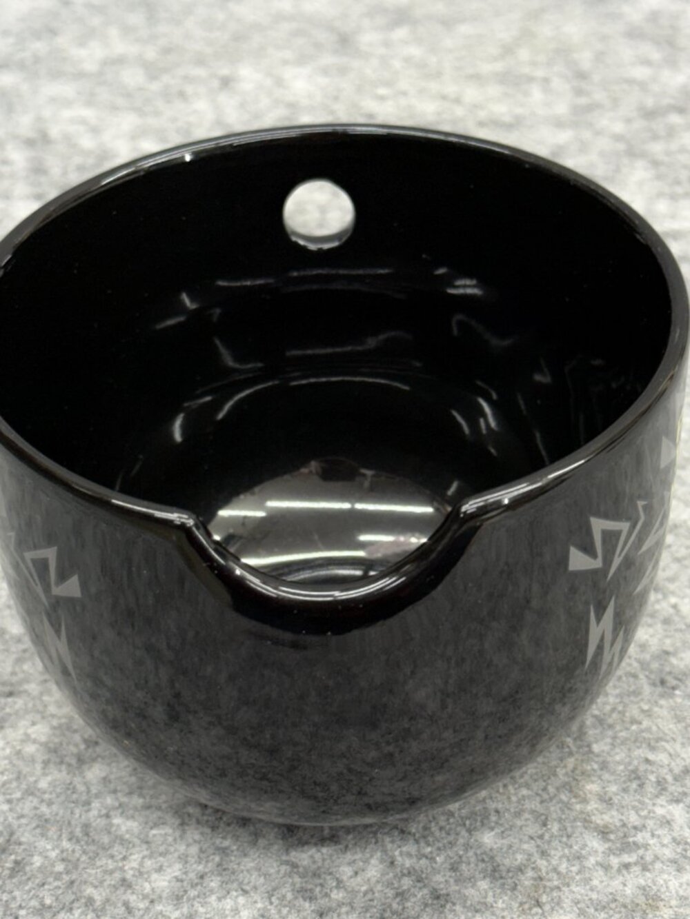 Pokemon Pikachu Black Ceramic Ramen Noodle Bowl 20 oz Silver Buffalo - Picture 3 of 9